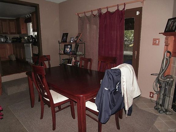 4th image of 102 Lynnhaven Dr