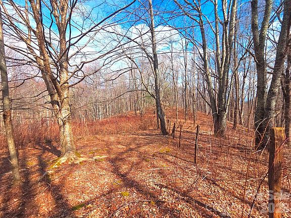 2nd image of 250 Rome Beauty Rd #Tr5