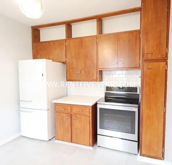 645 S 8th Ave — Photo 7