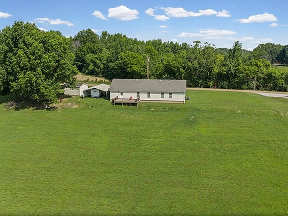 5th image of 1140 Long Rd
