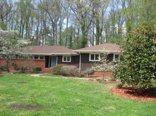 4222 Starmount Dr, Greensboro, NC 27410
