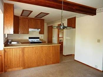4th image of 2871 Fairway Dr
