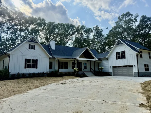 453 Dogwood Ln, Manchester, TN 37355