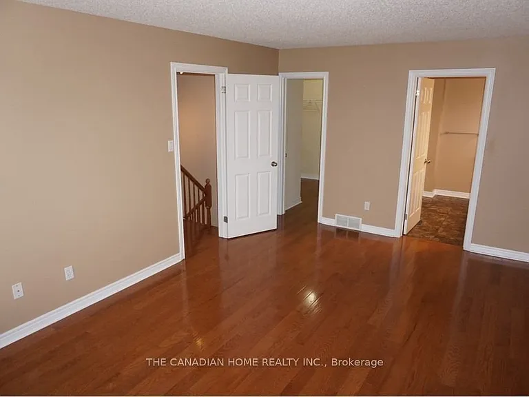 2089 Meadowgate Blvd — Photo 9