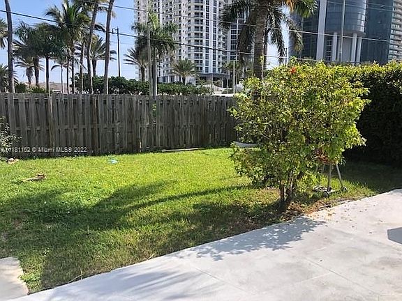 2nd image of 18801 Atlantic Blvd #18803