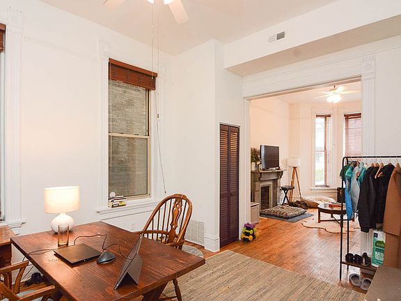 5th image of 2137 N Sheffield Ave #1