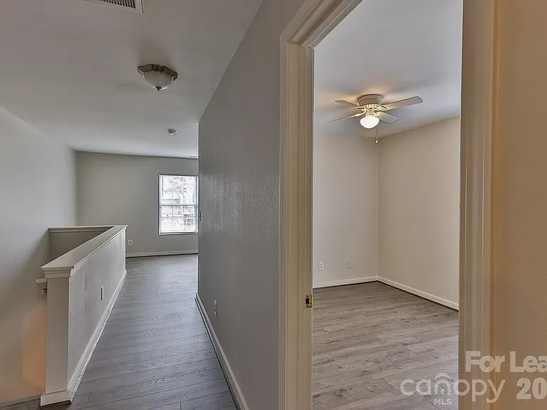 8946 Chalkstone Rd — Photo 24