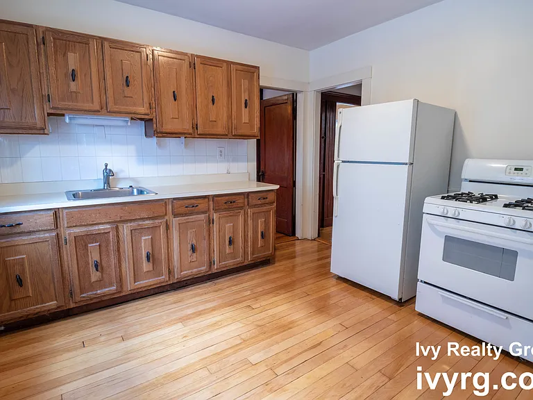 28 Commonwealth Rd #1 — Photo 10