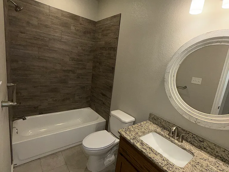 532 Wrigley Ln — Photo 6
