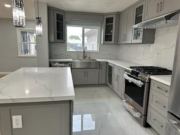 4th image of 13921 Cardillo Dr