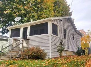 25 Acushnet Ave, Worcester, MA 01606