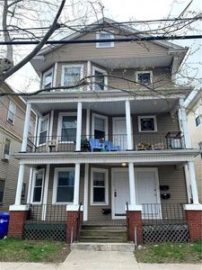 154 Oakland Ave, Providence, RI, 02908