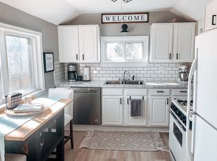 110 S Scott St, Dewitt, MI 48820