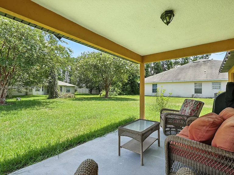 20 Bennett Ln — Photo 4