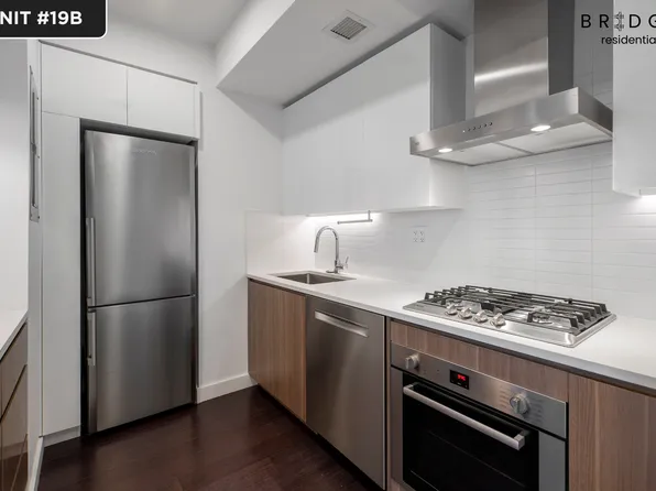 7 East 30th Street image 4 of 15