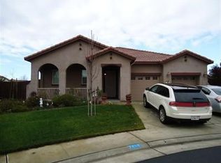 7404 Rio Tamega Dr, Elk Grove, CA 95757