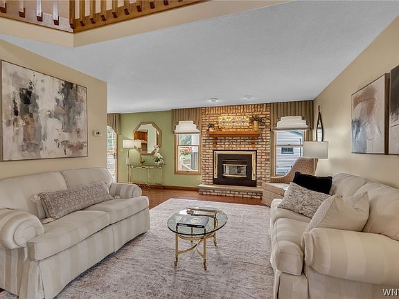 4th image of 31 Hillcrest Hts