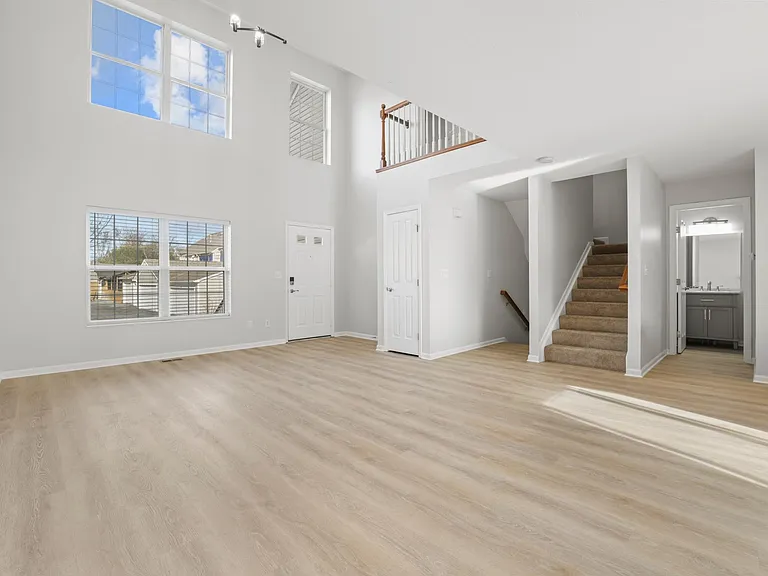 6447 Walnut Fork Dr — Photo 8