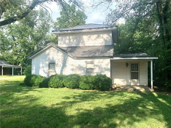 761 Garrison St, Fort Scott, KS 66701