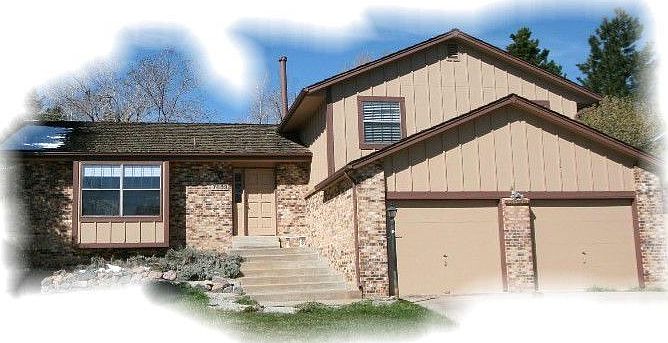 Centennial 4 bdrm/3 ba Tri-Level w/Basement