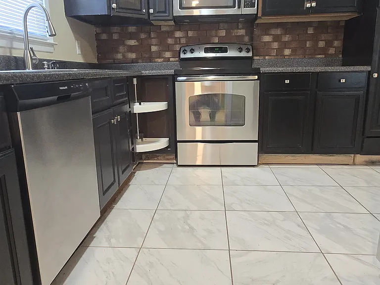 5308 Maryland Dr — Photo 9