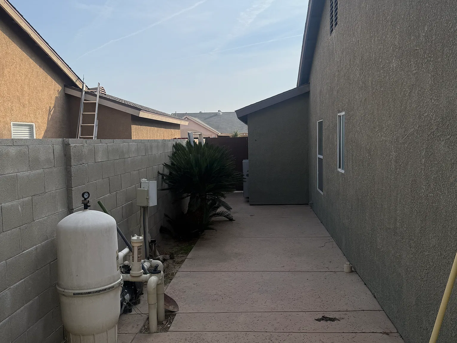 4 bed, 1330 sqft, $2,600 — Photo 3