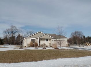 11556 Warrior Trl, Grass Lake, MI 49240