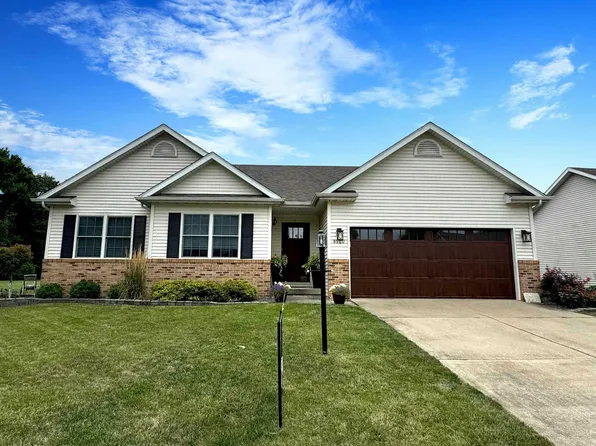 8520 N Parkgrove Ct, Edwards, IL 61528