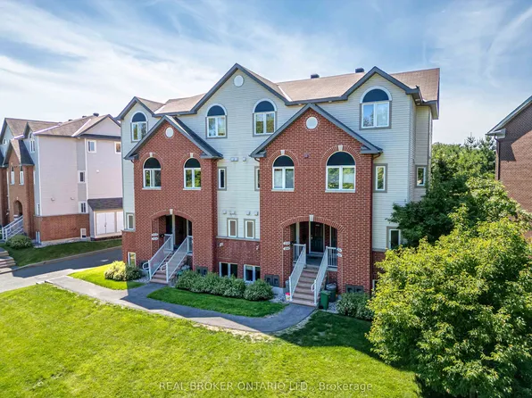 292 London Ter, Ottawa, ON K1K 2W2