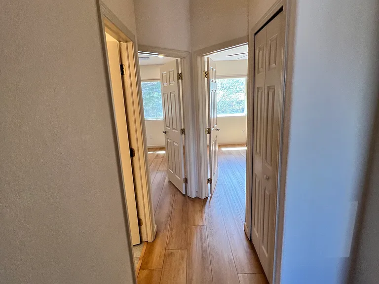 2070 Gonzaga Point — Photo 22