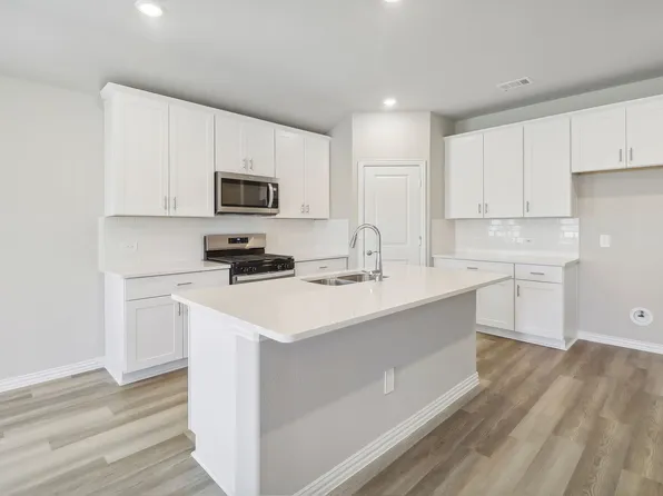 1925 Kentucky Trl, Seagoville, TX 75159