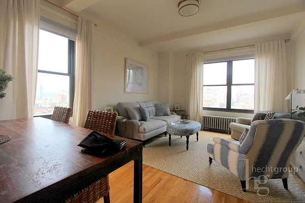 Rented by Hecht Group | media 19