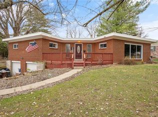 2286 Marcia Dr, Bellbrook, OH