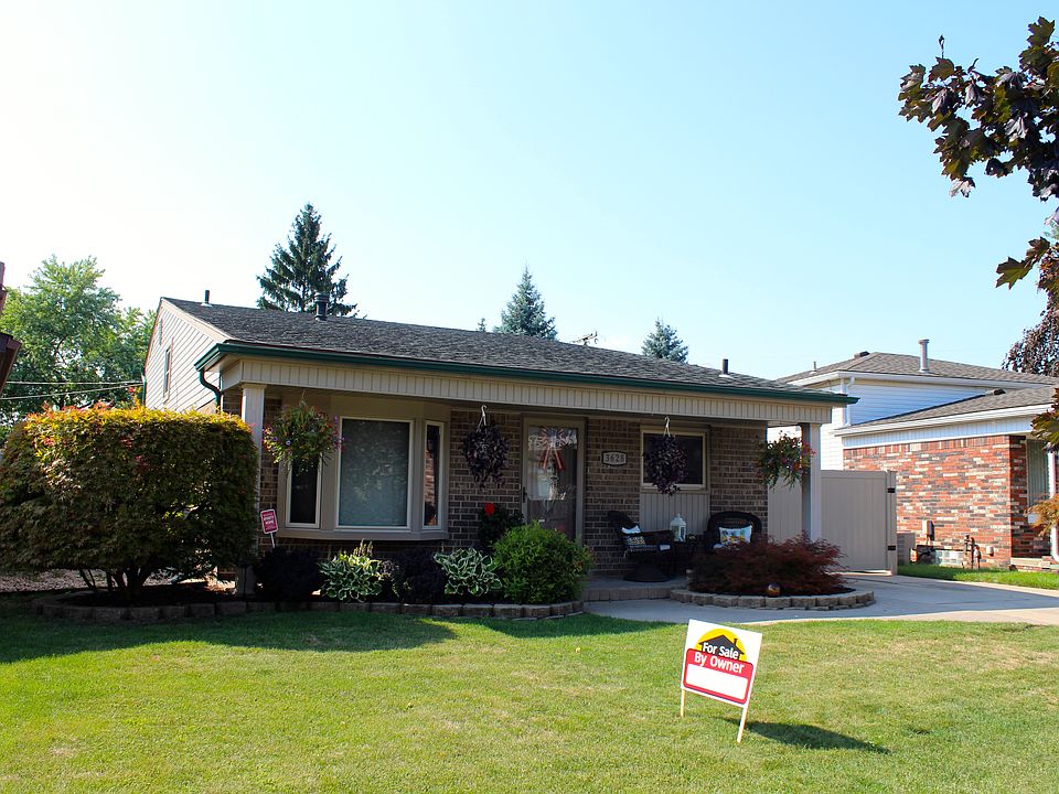 1st image of 3628 N Shore Dr
