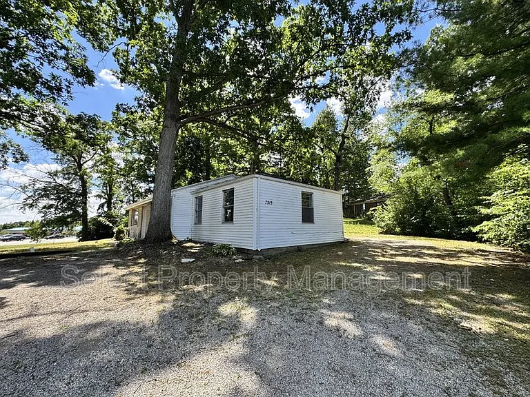 7515 Aboite Center Rd — Photo 20