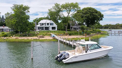 82 Harbor Dr Photo 1