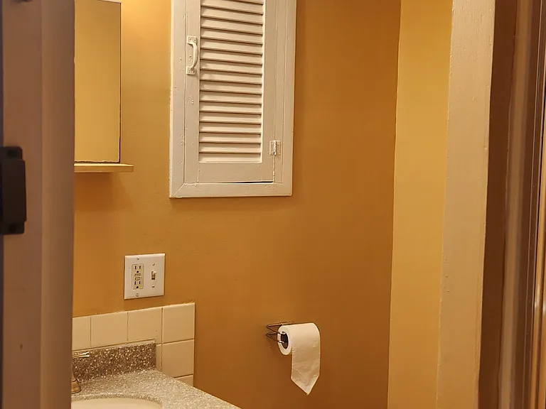 9 Eastern Ave #1 — Photo 7