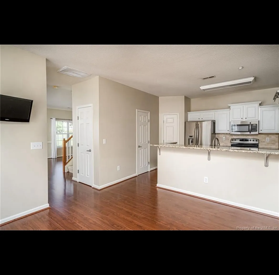 2 bed, 2.5 bath, 1334 sqft, $2,200 — Photo 4