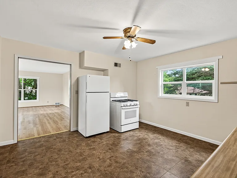 4000 Hayes St NE #2 — Photo 7