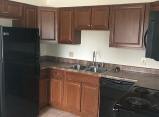 520 Cool Ridge Dr APT C, Carmel, IN 46032