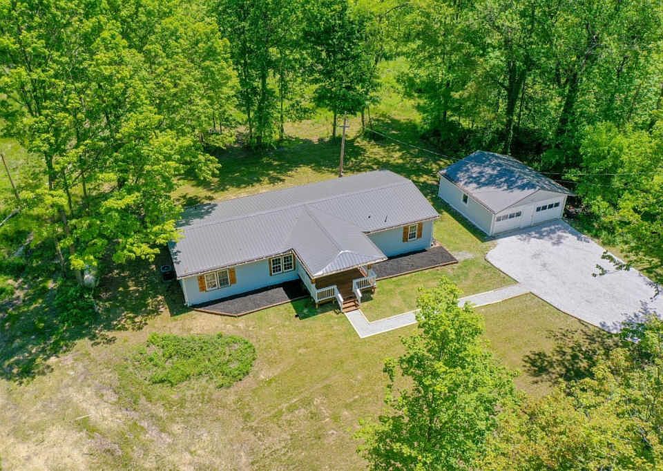 1st image of 1808 Lindale Nicholsville Rd