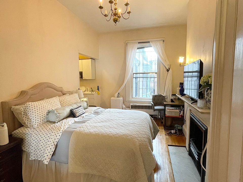 1st image of 57 Commonwealth Ave APT 15