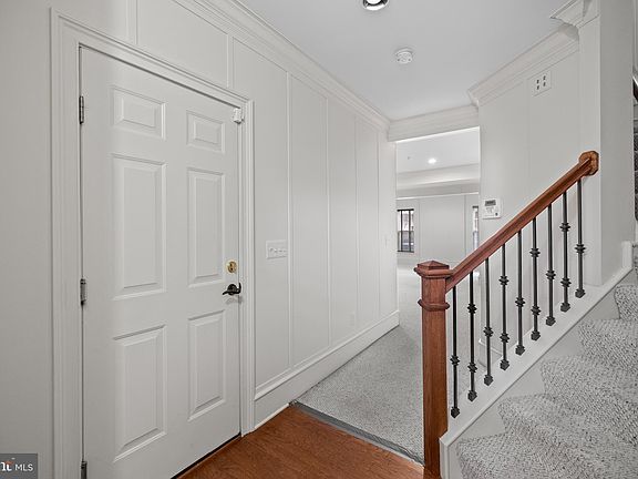 5th image of 5010 Grimm Dr