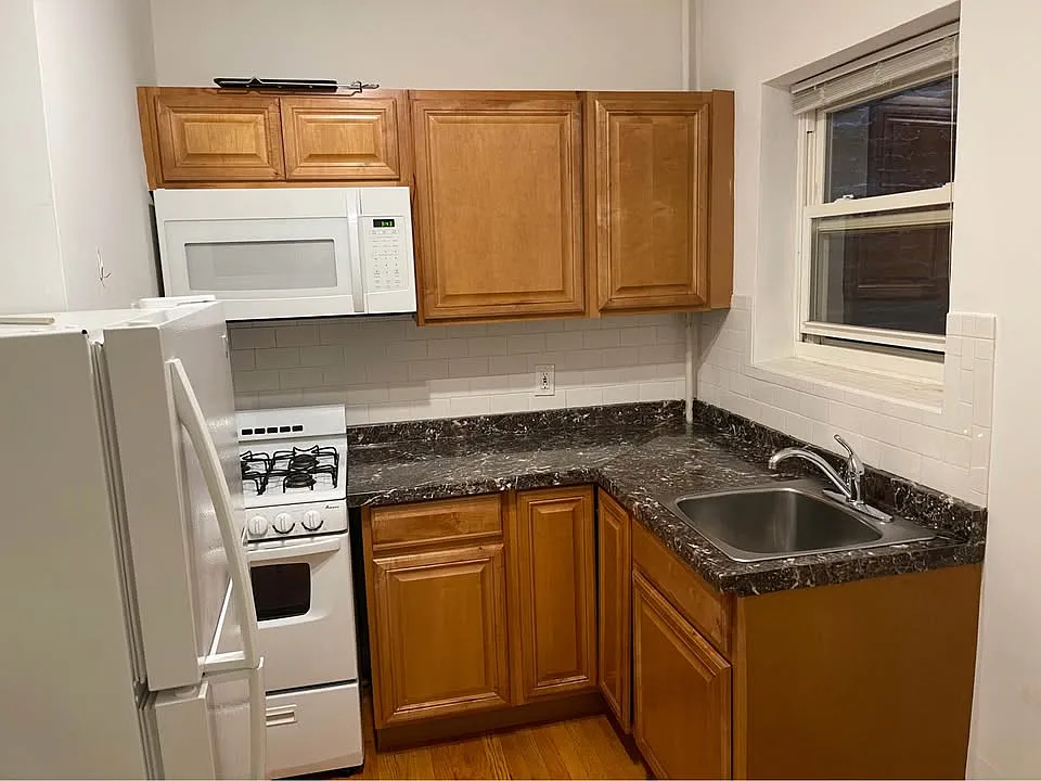 1 bed, $2,250 — Photo 2