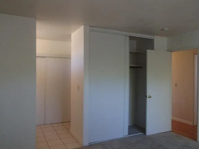 2109 California Dr — Photo 14