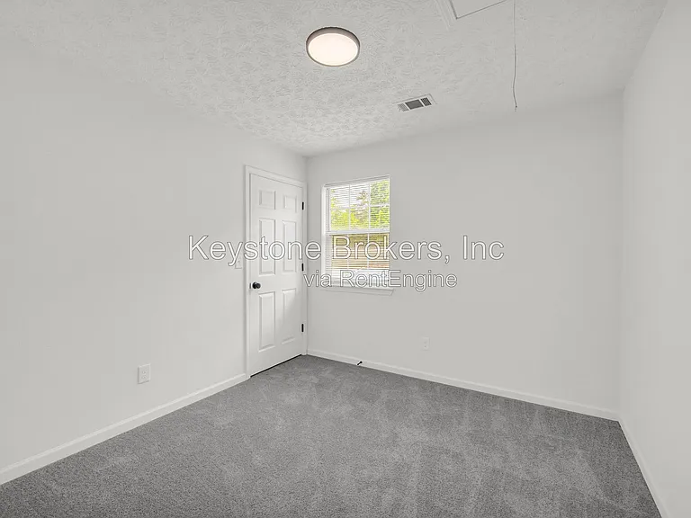 1645 Cobbs Creek Ln — Photo 6