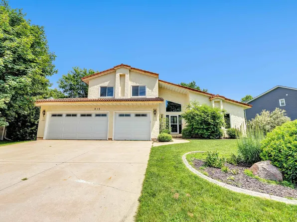 215 Seminole Ln, Green Bay, WI 54313