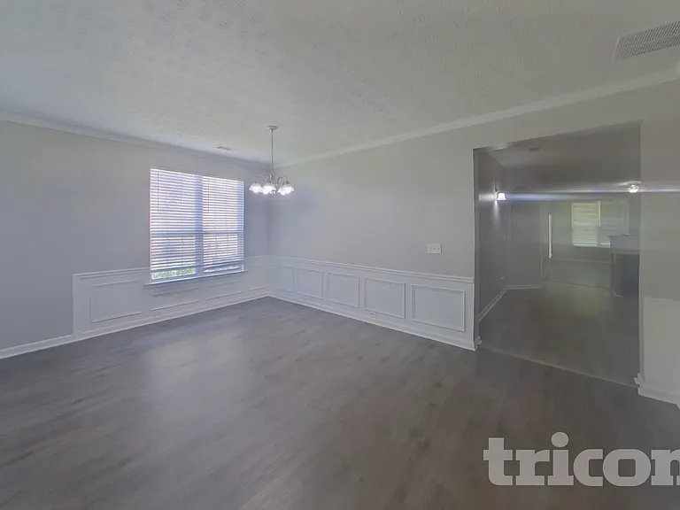 3329 Coach House Ct — Photo 5