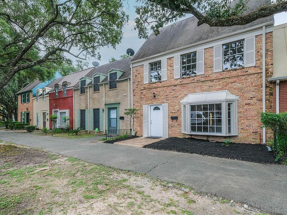 1st image of 5227 Arboles Dr
