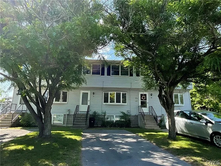 58 Duke St #58 — Photo 2